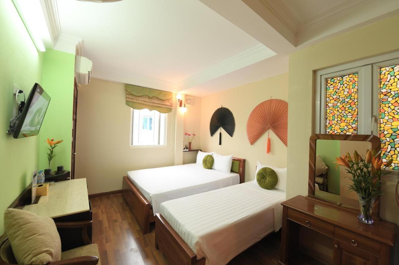 Hoan Kiem View Bed & Breakfast